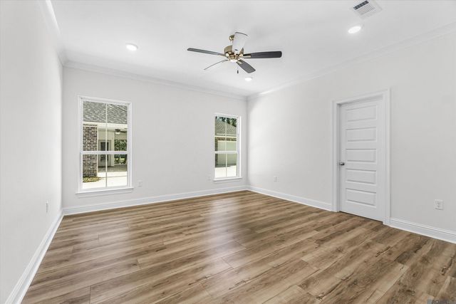 31866 Netterville Rd, Denham Springs, LA 70726