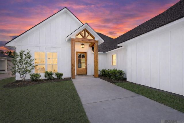 31866 Netterville Rd, Denham Springs, LA 70726