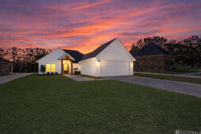 31866 Netterville Rd, Denham Springs, LA 70726