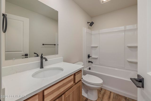 L18 B1 N Endless Circle, Palmer, AK 99645