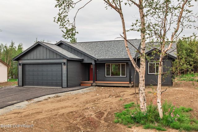 L18 B1 N Endless Circle, Palmer, AK 99645