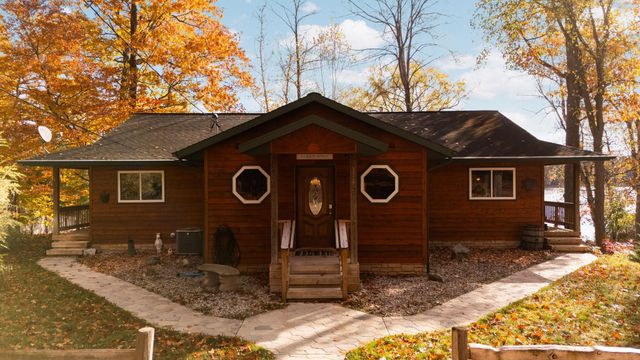 376 Highview Road, East Bay Twp, MI 49696