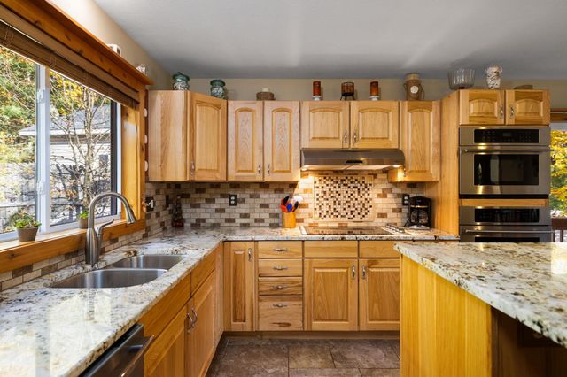 376 Highview Road, East Bay Twp, MI 49696