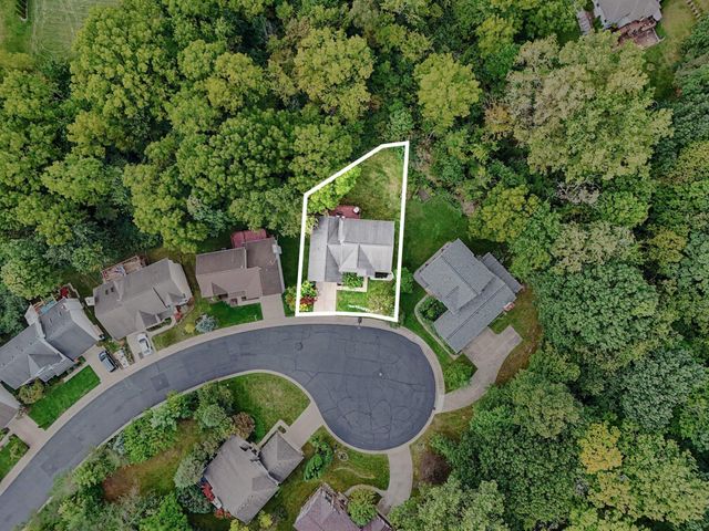 3089 N Foxridge Court, Ann Arbor, MI 48105