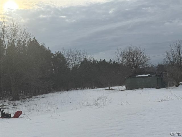 5069 Ball Road, Onondaga, NY 13215