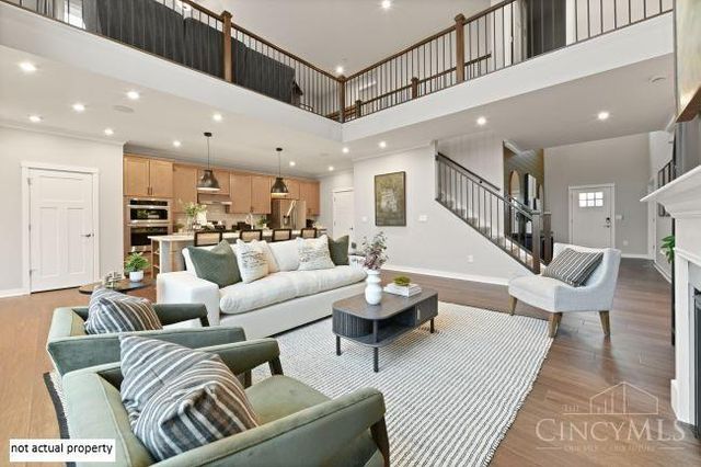 3086 Canvasback Court, Franklin Twp, OH 45005