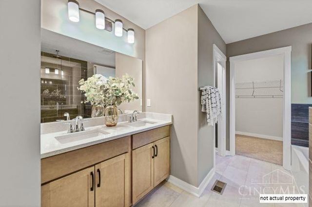 3086 Canvasback Court, Franklin Twp, OH 45005