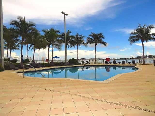 2101 Brickell Ave 801, Miami, FL 33129