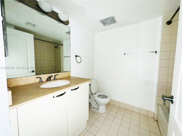 2101 Brickell Ave 801, Miami, FL 33129