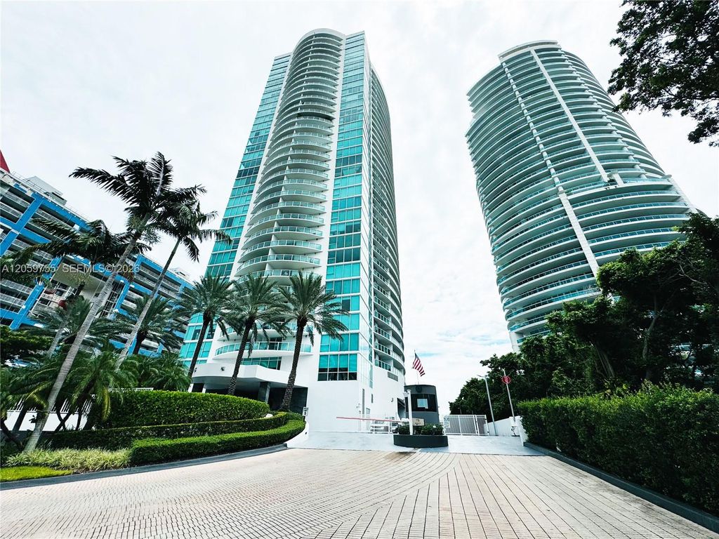 2101 Brickell Ave 801, Miami, FL 33129