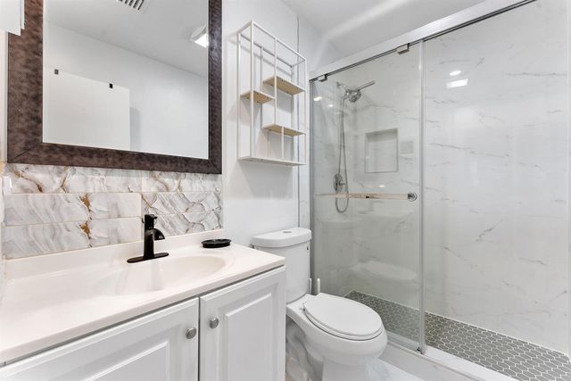 7807 Golf Cir Drive H 305, Margate, FL 33063