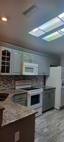 10907 NEW BRIGHTON COURT, New Port Richey, FL 34654