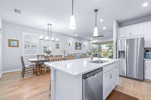 6131 TIMBERDALE AVENUE, Wesley Chapel, FL 33545