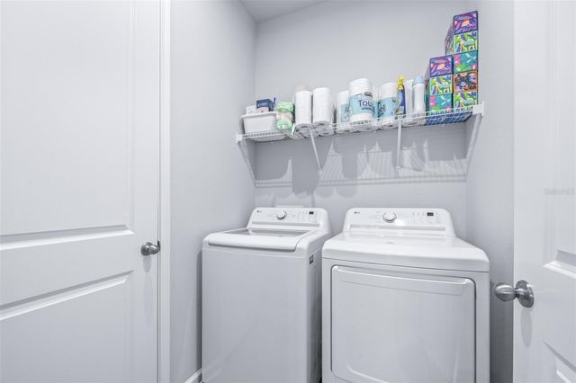 6131 TIMBERDALE AVENUE, Wesley Chapel, FL 33545