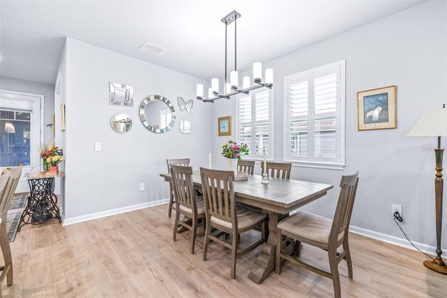 6131 TIMBERDALE AVENUE, Wesley Chapel, FL 33545