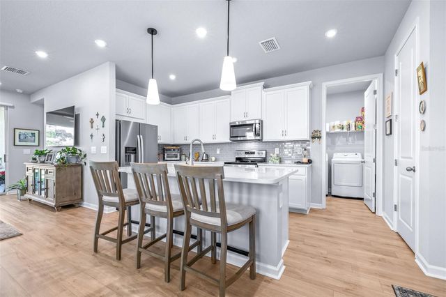 6131 TIMBERDALE AVENUE, Wesley Chapel, FL 33545