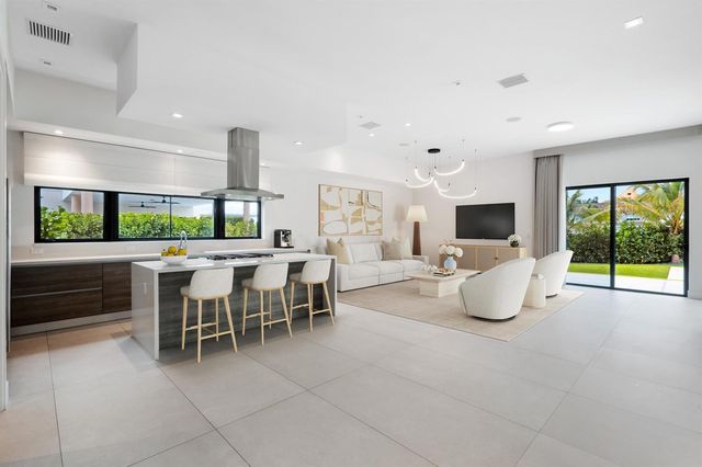 16788 Natures Way, Weston, FL 33326