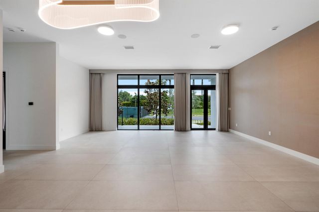 16788 Natures Way, Weston, FL 33326