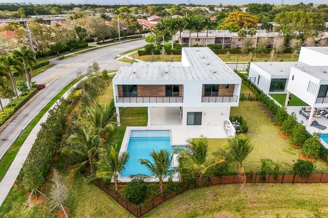 16788 Natures Way, Weston, FL 33326