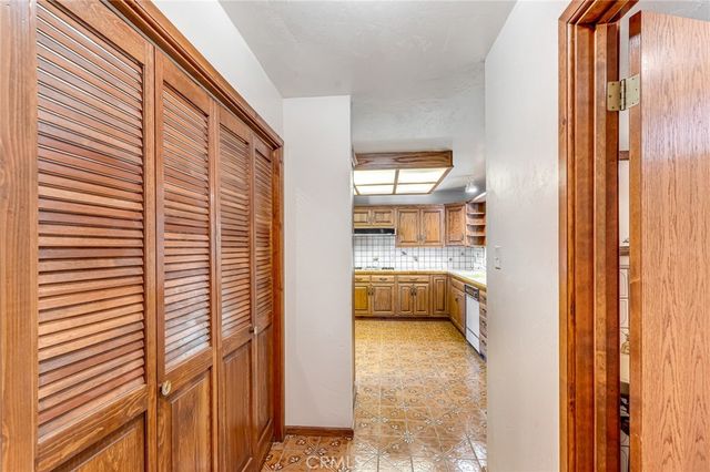 1227 Portillo Lane, Lake Arrowhead, CA 92352