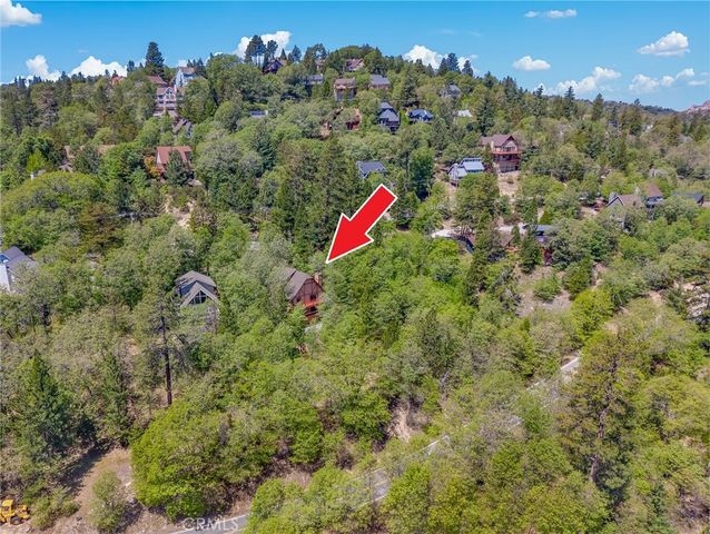 1227 Portillo Lane, Lake Arrowhead, CA 92352
