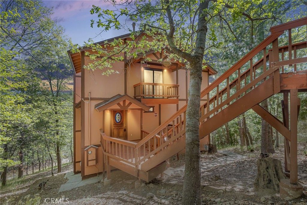 1227 Portillo Lane, Lake Arrowhead, CA 92352