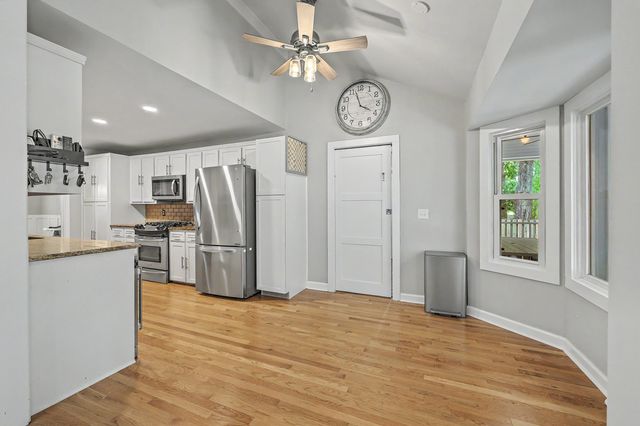 818 Law Lane, Mount Pleasant, SC 29464
