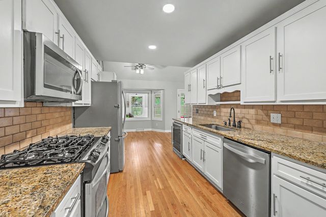 818 Law Lane, Mount Pleasant, SC 29464