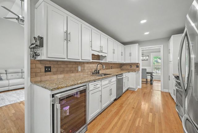 818 Law Lane, Mount Pleasant, SC 29464
