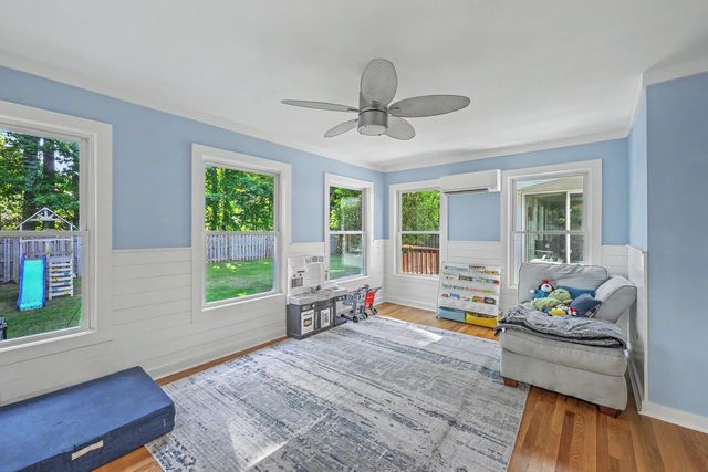 818 Law Lane, Mount Pleasant, SC 29464