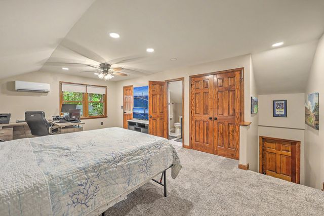 818 Law Lane, Mount Pleasant, SC 29464