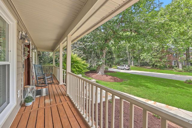 818 Law Lane, Mount Pleasant, SC 29464