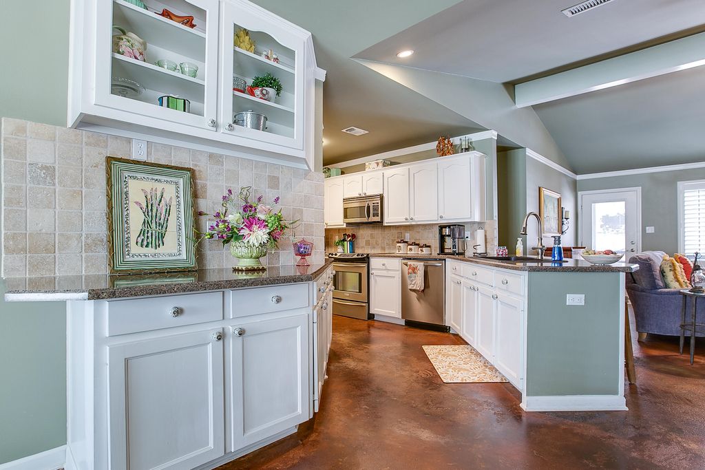 Image 12 of property listing at 3654 Apollo Lane, San Angelo, TX 76903