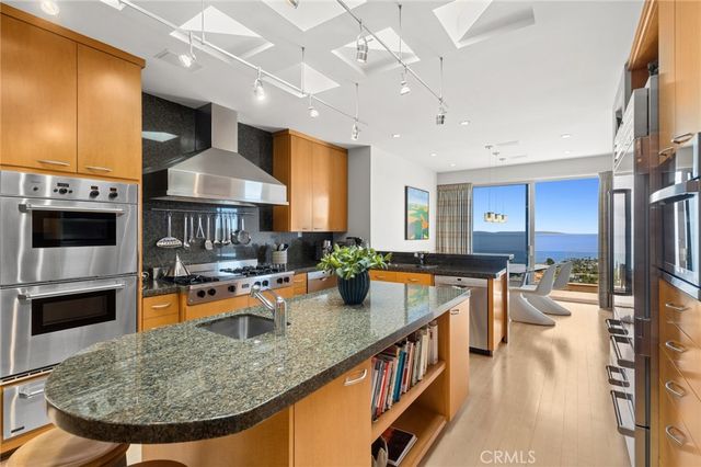1409 Samoa Way, Laguna Beach, CA 92651