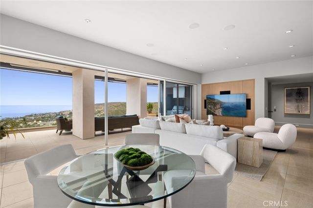 1409 Samoa Way, Laguna Beach, CA 92651