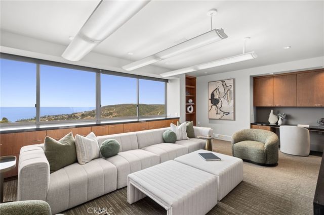 1409 Samoa Way, Laguna Beach, CA 92651