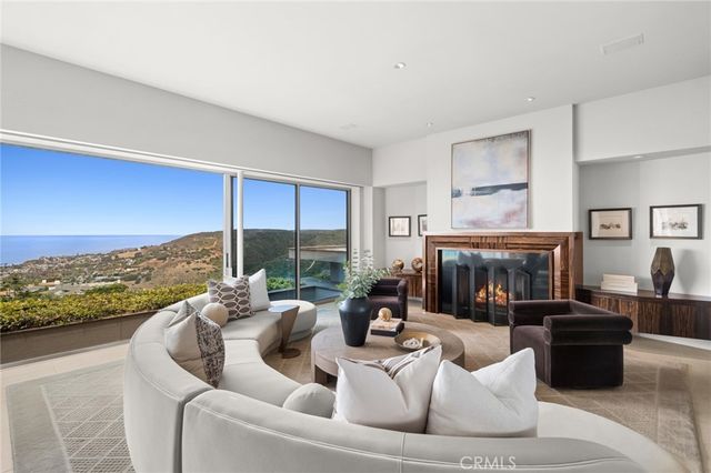 1409 Samoa Way, Laguna Beach, CA 92651
