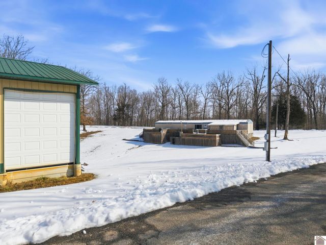 715 Keith Dr, Grand Rivers, KY 42045