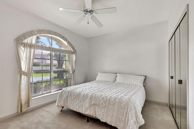 10414 Osprey Trace, West Palm Beach, FL 33412