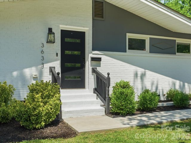 3633 Rosehaven Drive, Charlotte, NC 28205