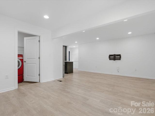 3633 Rosehaven Drive, Charlotte, NC 28205