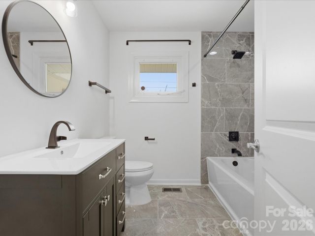 3633 Rosehaven Drive, Charlotte, NC 28205