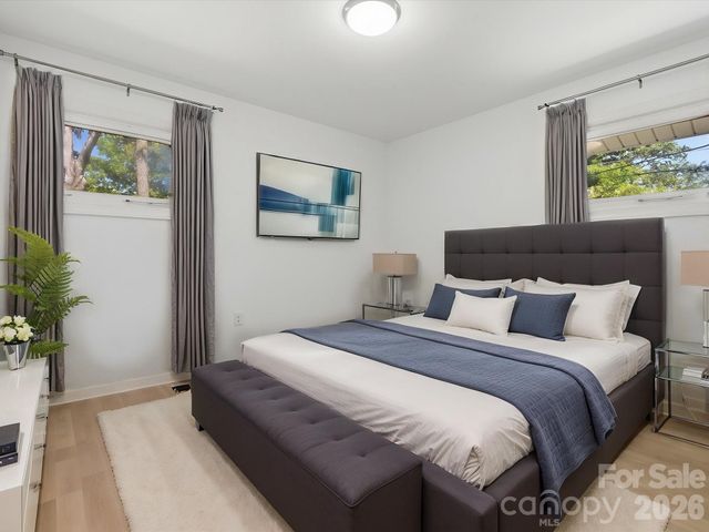 3633 Rosehaven Drive, Charlotte, NC 28205