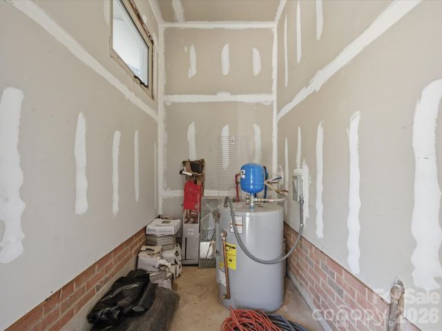 3633 Rosehaven Drive, Charlotte, NC 28205