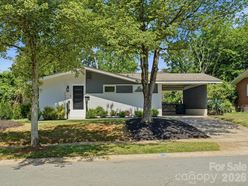 3633 Rosehaven Drive, Charlotte, NC 28205