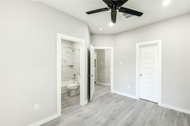 8157 Tate Street B, Houston, TX 77028