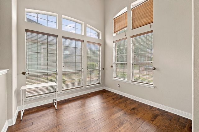 522 Basswood Trail, Garland, TX 75040
