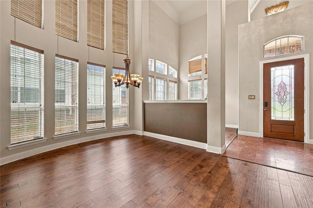 522 Basswood Trail, Garland, TX 75040