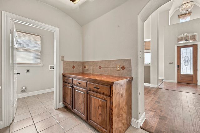 522 Basswood Trail, Garland, TX 75040