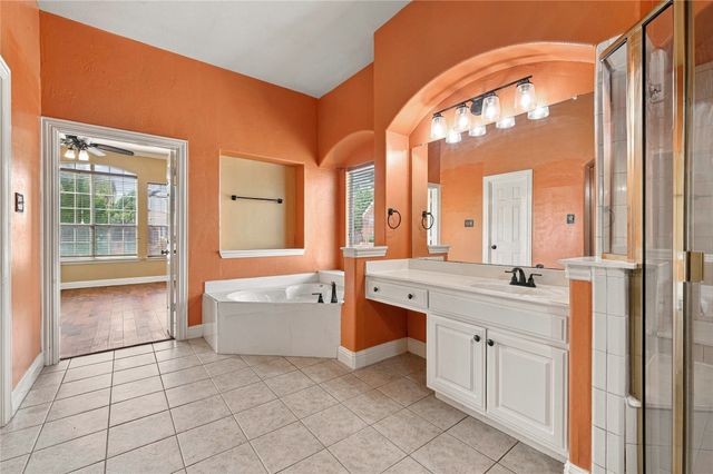 522 Basswood Trail, Garland, TX 75040